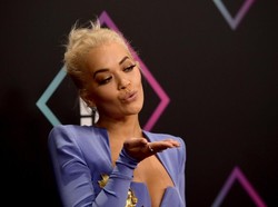 Rita Ora Dikabarkan Pacaran dengan Andrew Garfield