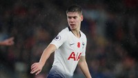 Bek muda Tottenham Hotspur Juan Foyt tampil sebagai pahlawan kemenangan atas Crystal Palace dengan membuat satu-satunya gol di laga itu. (REUTERS)