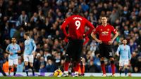 Mourinho: Tiga Gol City Terjadi karena Kesalahan MU Mourinho: Tiga Gol City Terjadi karena Kesalahan MU