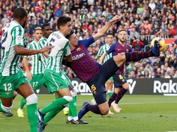 Hasil negatif di Camp Nou, Senin (12/11/2018) dinihari WIB, merupakan kekalahan kandang yang pertama Bagi Barca di musim ini. (Foto: Albert Gea/Reuters)