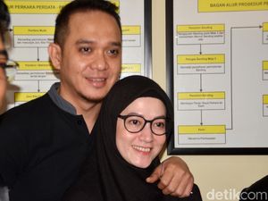 Ibunda Sempat Khawatir saat Tahu Lyra Virna Hamil Lagi, Kenapa? Ibunda Sempat Khawatir saat Tahu Lyra Virna Hamil Lagi, Kenapa?