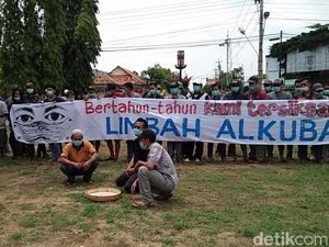 Keluhkan Bau Busuk Pabrik Kulit, Warga Geruduk DPRD Rembang