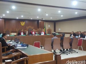 Yosa Octora Mengaku Hanya Tahu soal Duit Rp 200 Juta ke Wabendum PKB Yosa Octora Mengaku Hanya Tahu soal Duit Rp 200 Juta ke Wabendum PKB