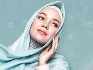Zaskia Sungkar Rilis Koleksi Busana Muslim Ngepop Di Jakarta Fashion Week