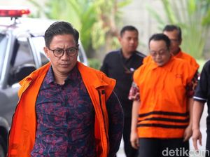 Ramai-ramai, Anggota DPRD Kota Malang Ini Jalani Pemeriksaan Ramai-ramai, Anggota DPRD Kota Malang Ini Jalani Pemeriksaan