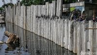 Penampakan Turap Antisipasi Banjir di Kali Sentiong, Kok Gitu ya?
