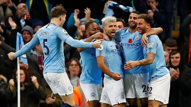 Manchester City mencetak gol kedua melalui Sergio Aguero