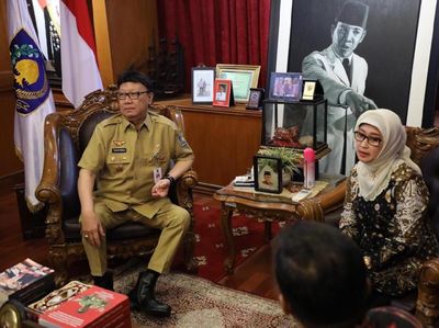 Momen Bupati Indramayu Buka-bukaan Alasan Mundur ke Mendagri
