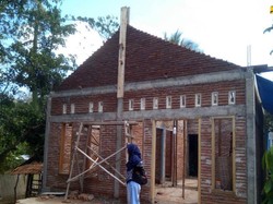 Stafsus Sri Mulyani Beberkan PPN Bangun Rumah Sendiri Bukan Barang Baru