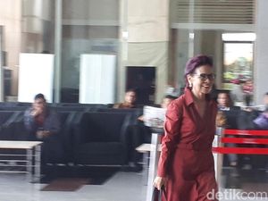 Eks Deputi Senior BI Miranda Gultom ke KPK, Ada Apa? Eks Deputi Senior BI Miranda Gultom ke KPK, Ada Apa?