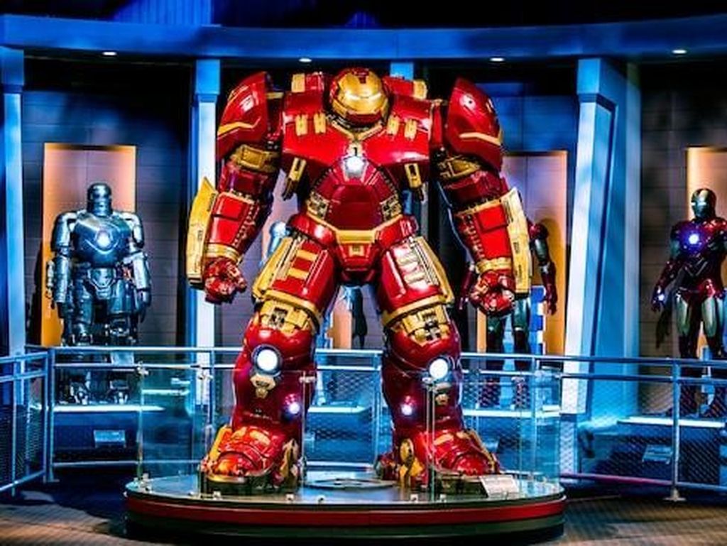Mengabadikan Stan Lee di Wahana Marvel Disneyland Mengabadikan Stan Lee di Wahana Marvel Disneyland