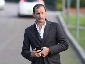 Allegri Ingin Lama Latih Juventus