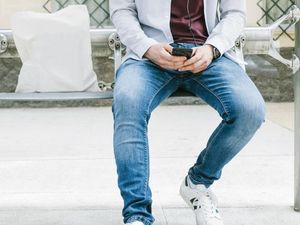 Biar Awet, Ini Trik Mudah Merawat Celana Jeans