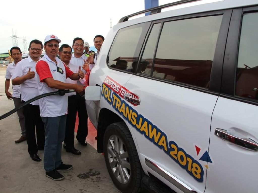 Lewat Tol Trans Jawa Tak Perlu Takut Kehabisan Bensin Lewat Tol Trans Jawa Tak Perlu Takut Kehabisan Bensin