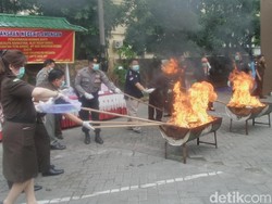 Barang Bukti Senilai Lebih Rp 50 Juta Dimusnahkan Kejari Lamongan