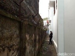 Melihat TKP Jatuhnya Bocah SD dari Lantai 3 yang Videonya Viral