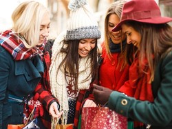 Wanita Rata-rata Hanya Punya 6 Sahabat Sepanjang Hidupnya