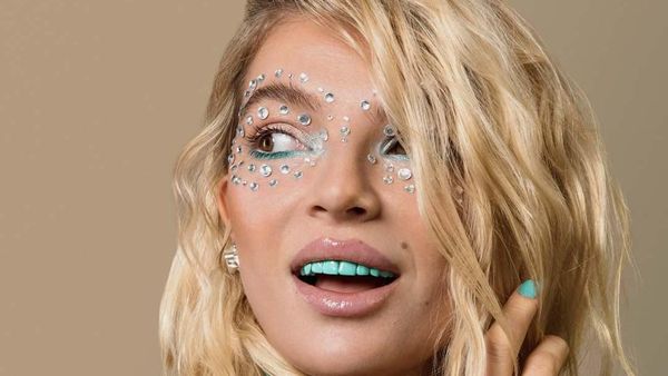 8 Tren Kecantikan Aneh & Gila Sepanjang 2018