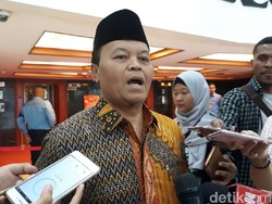 Andi Arief Tantang Jokowi Beri Mata ke Novel, HNW: Berlebihan