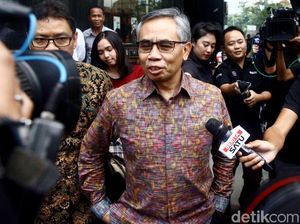 Ketua OJK Wimboh Santoso Diperiksa KPK Terkait Kasus Bank Century Ketua OJK Wimboh Santoso Diperiksa KPK Terkait Kasus Bank Century