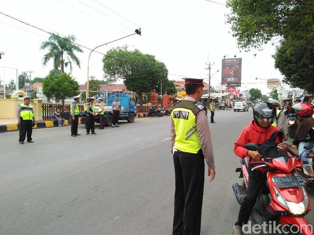 341 Bocah Pengendara Motor Ditilang Polres Cirebon