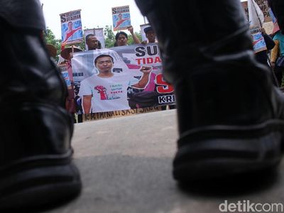 Ketua RW Dikriminalisasi, Warga Pulau Pari Demo PN Jakarta Utara