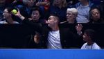 Asyiknya Ronaldo Nonton Tenis Bersama Keluarga
