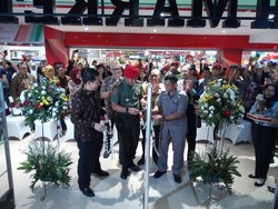 Promo Minyak Goreng Hingga Gula di Toko Baru Transmart Mal Cijantung