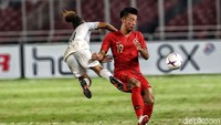 Dalam pertandingan ini, tak ada gol yang tercipta di babak pertama.