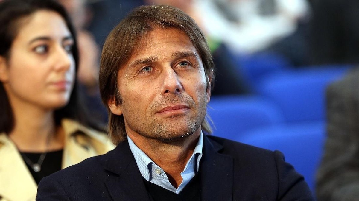 Antonio Conte diklaim tertarik bergabung dengan AS Roma (Gabriele Maltinti/Getty Images)