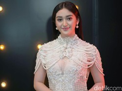 Hormati Rekan Artis yang Muslim, Ranty Maria Ikutan Puasa di Lokasi Syuting