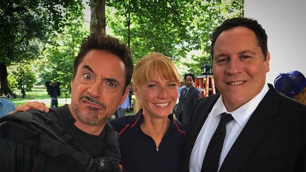 Robert Downey Jr dan Gwyneth Paltrow ketika syuting