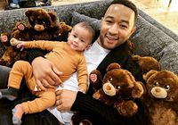 John Legend dan Miles