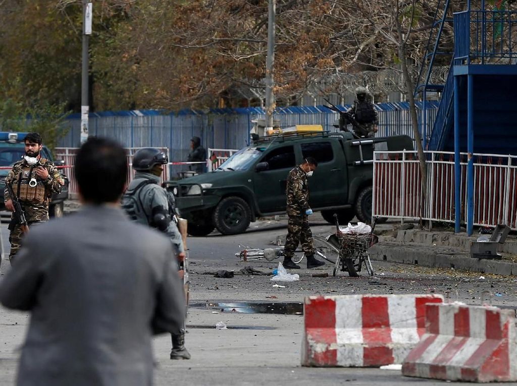 Bom Bunuh Diri di Kabul Afghanistan, 6 Orang Tewas Termasuk Polisi Bom Bunuh Diri di Kabul Afghanistan, 6 Orang Tewas Termasuk Polisi