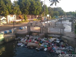 Gencarkan Kali Bersih, Sungai di Situbondo Ini Malah Dipenuhi Sampah