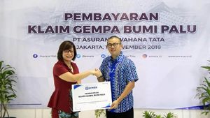 Korban Gempa Palu Terima Pencairan Klaim Asuransi