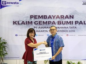 Korban Gempa Palu Terima Pencairan Klaim Asuransi