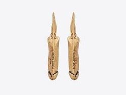 Saint Laurent Desain Perhiasan Mirip Penis, Harganya Sampai Rp 14 Juta