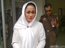 Ini WhatsApp Sisca Dewi yang Peras Irjen BS Rp 35 Miliar
