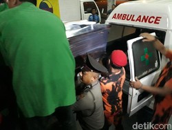 Jenazah Korban Pembunuhan Satu Keluarga di Bekasi Tiba di Medan