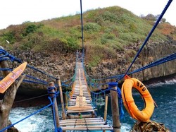 Menguji Adrenalin di Pulau Kalong Gunungkidul: Lokasi, Rute, dan Daya Tarik
