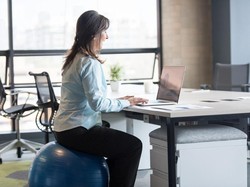 Tips Ibu Bekerja Tetap Sehat dengan Berolahraga