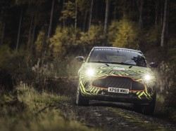 Aston Martin Tak Lagi Gunakan Mercedes V8 Ini