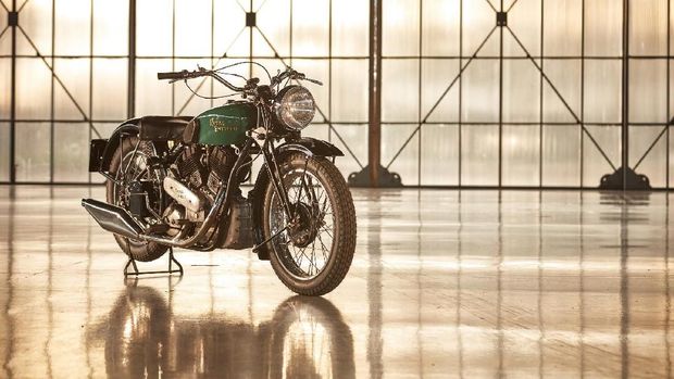 Concept KX salah satu mahakarya tim Desain Industri Royal Enfield di India dan Inggris.