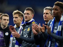 14. Leicester City. Klub Liga Inggris, yang baru saja dirundung duka usai tewasnya sang pemilik, diketahui harus membayar gaji pemainnya sebesar 131 juta euro atau sekitar Rp 2,1 triliun. (Foto: Michael Steele/Getty Images)