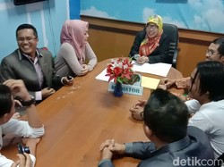 Gugatan Cerai Regina Terhadap Charly Resmi Dicabut