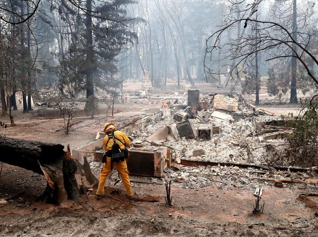Korban Tewas Akibat Kebakaran di California Jadi 81 Orang, 870 Hilang Korban Tewas Akibat Kebakaran di California Jadi 81 Orang, 870 Hilang