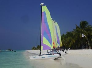 Seru-seruan Nyobain Olahraga Air di Maldives