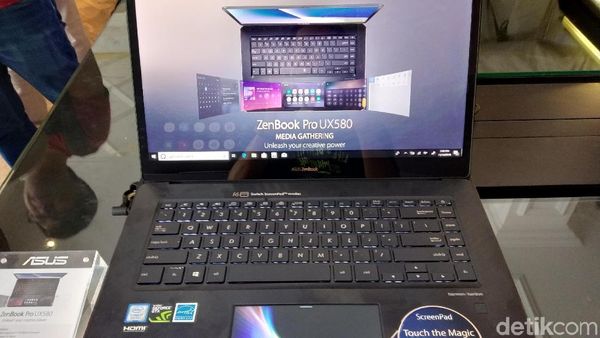 Potret Laptop Anyar Asus dengan Layar Ganda