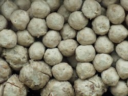 Bikin Sendiri Bakso Sapi Enak dengan Cara Ini